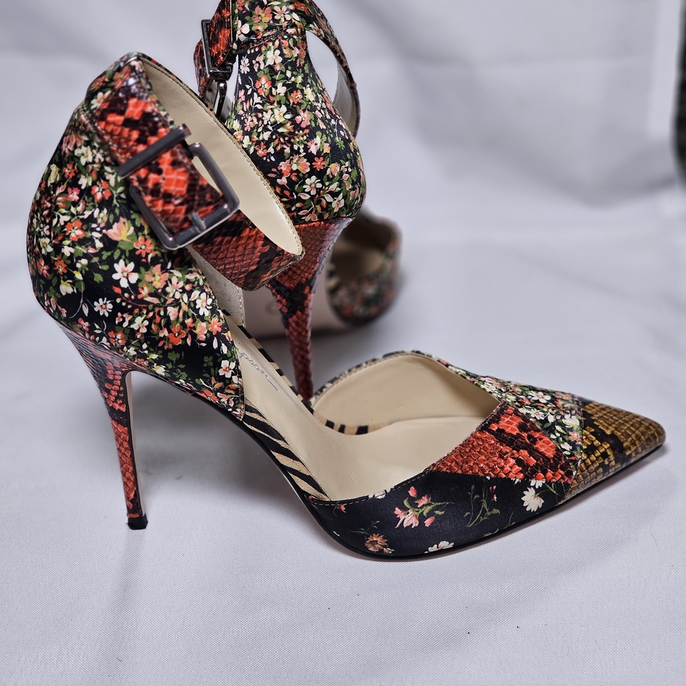 10W Jessica Simpson Mixed Print Pointed-Toe| Floral & Snake Print | Ankle